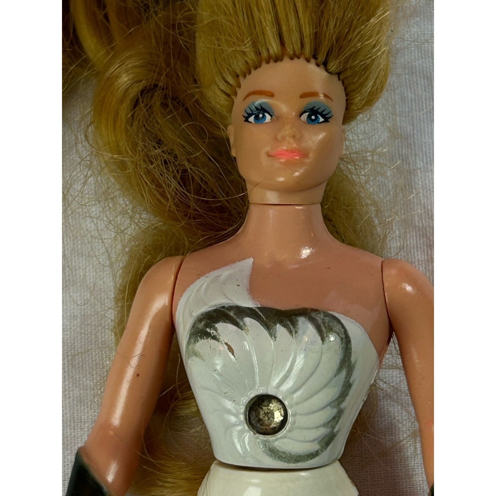 She-Ra Princess of Power She-Ra MOTU 1984 Mattel Vintage Action Figure